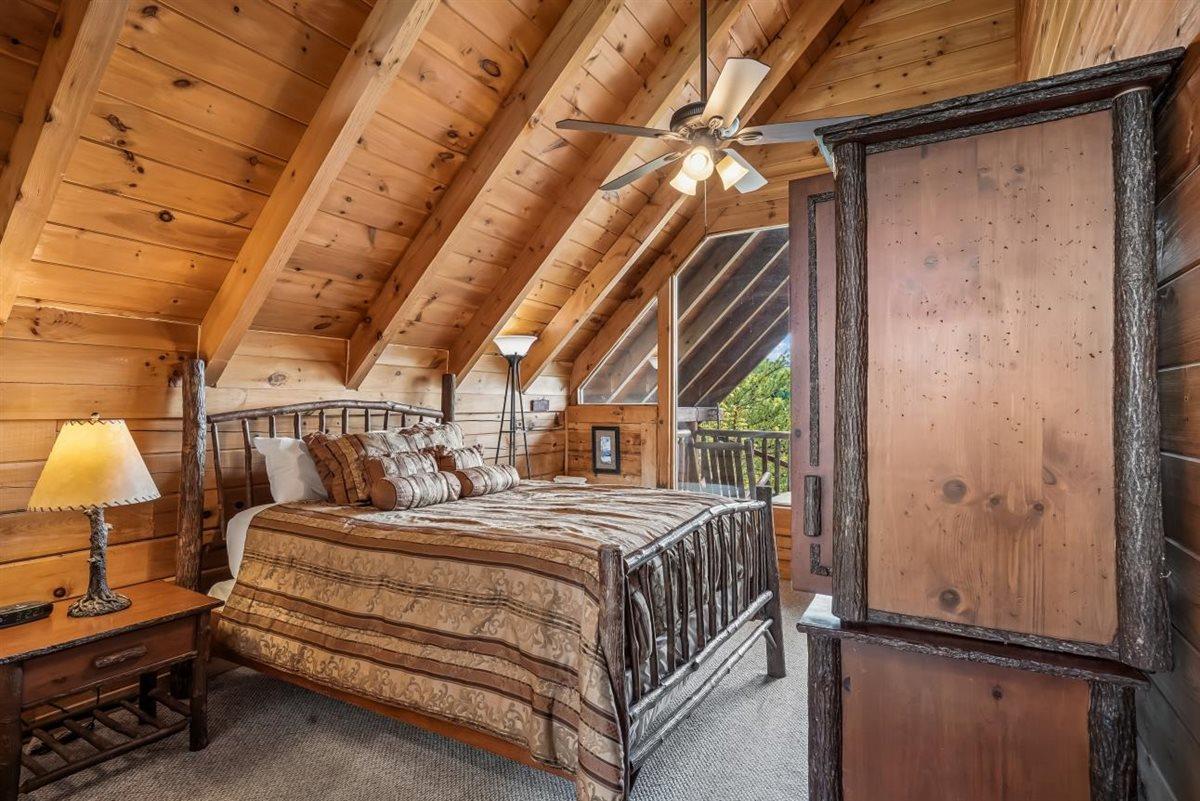 51Bedroom