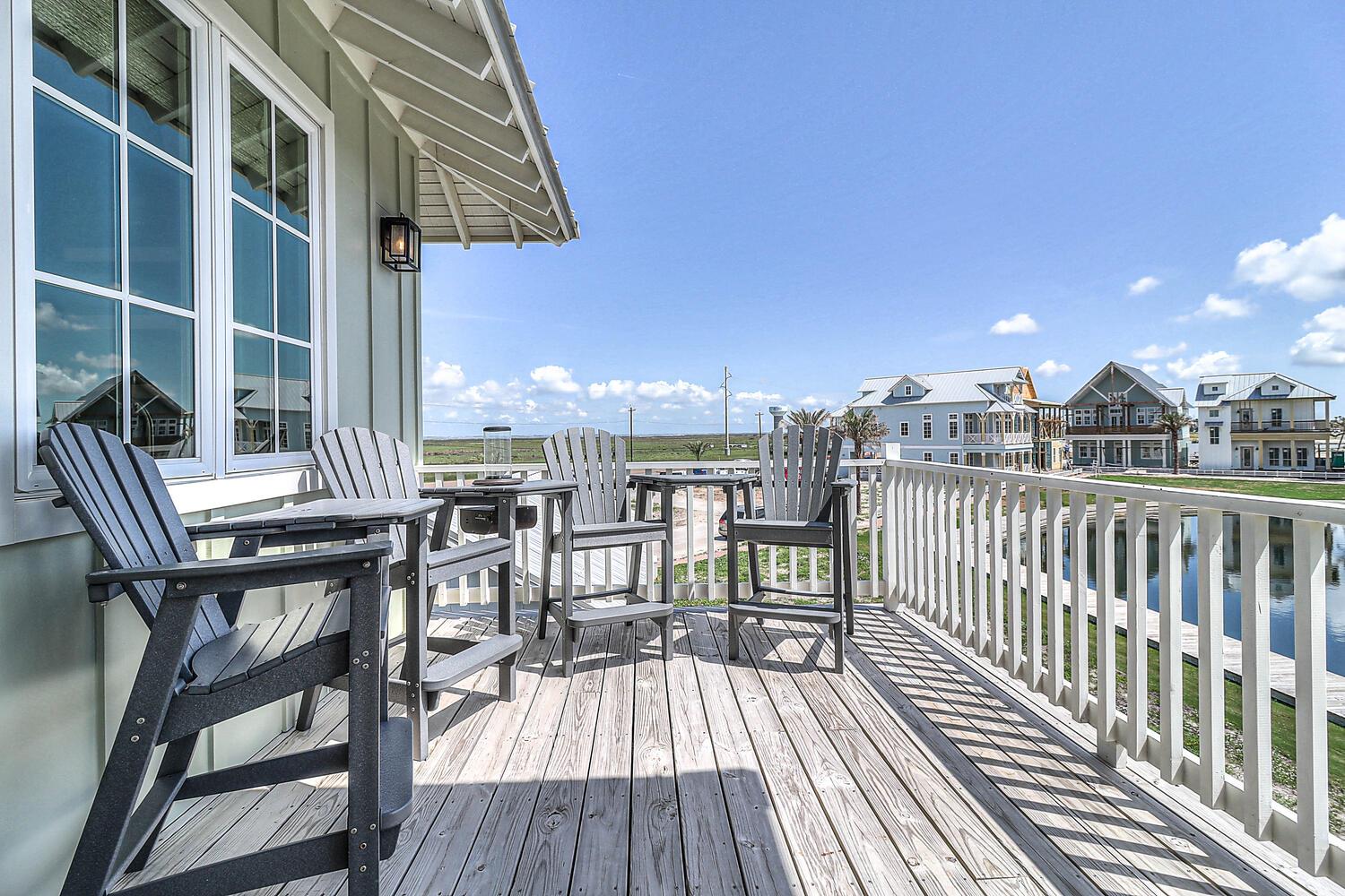 Lakeside Balcony Sun Lounge, 2nd Floor