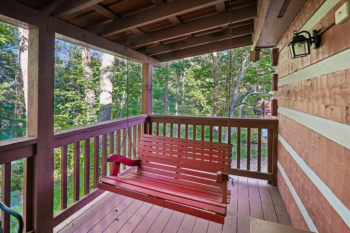 05Porch