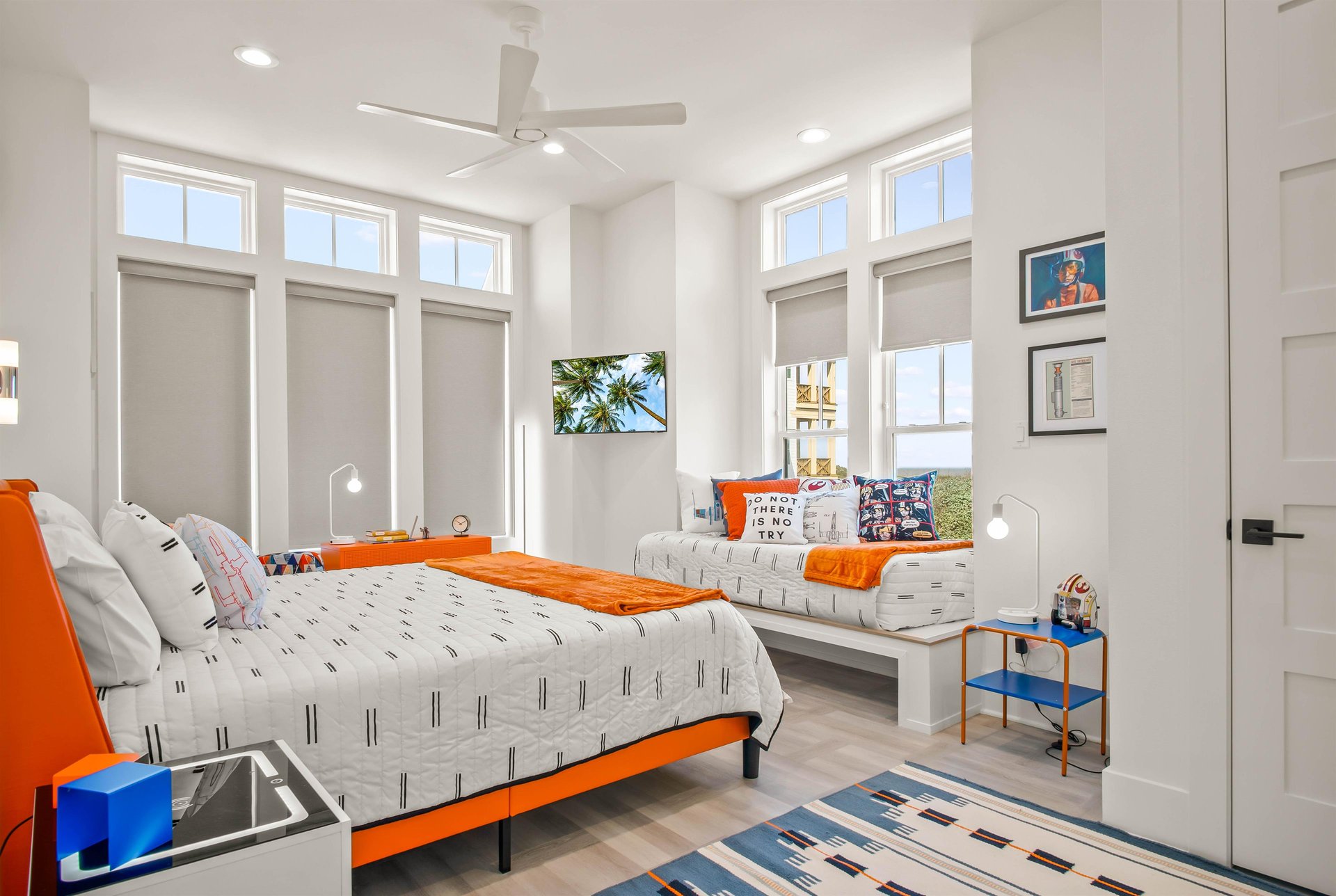 King Bedroom, 2nd Floor