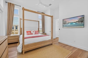 Primary King Bedroom, 2nd Floor