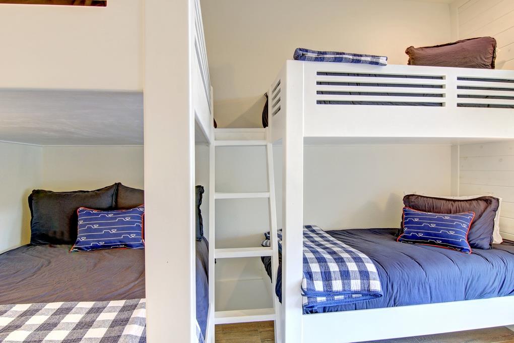 Bunk Room, 2nd floor