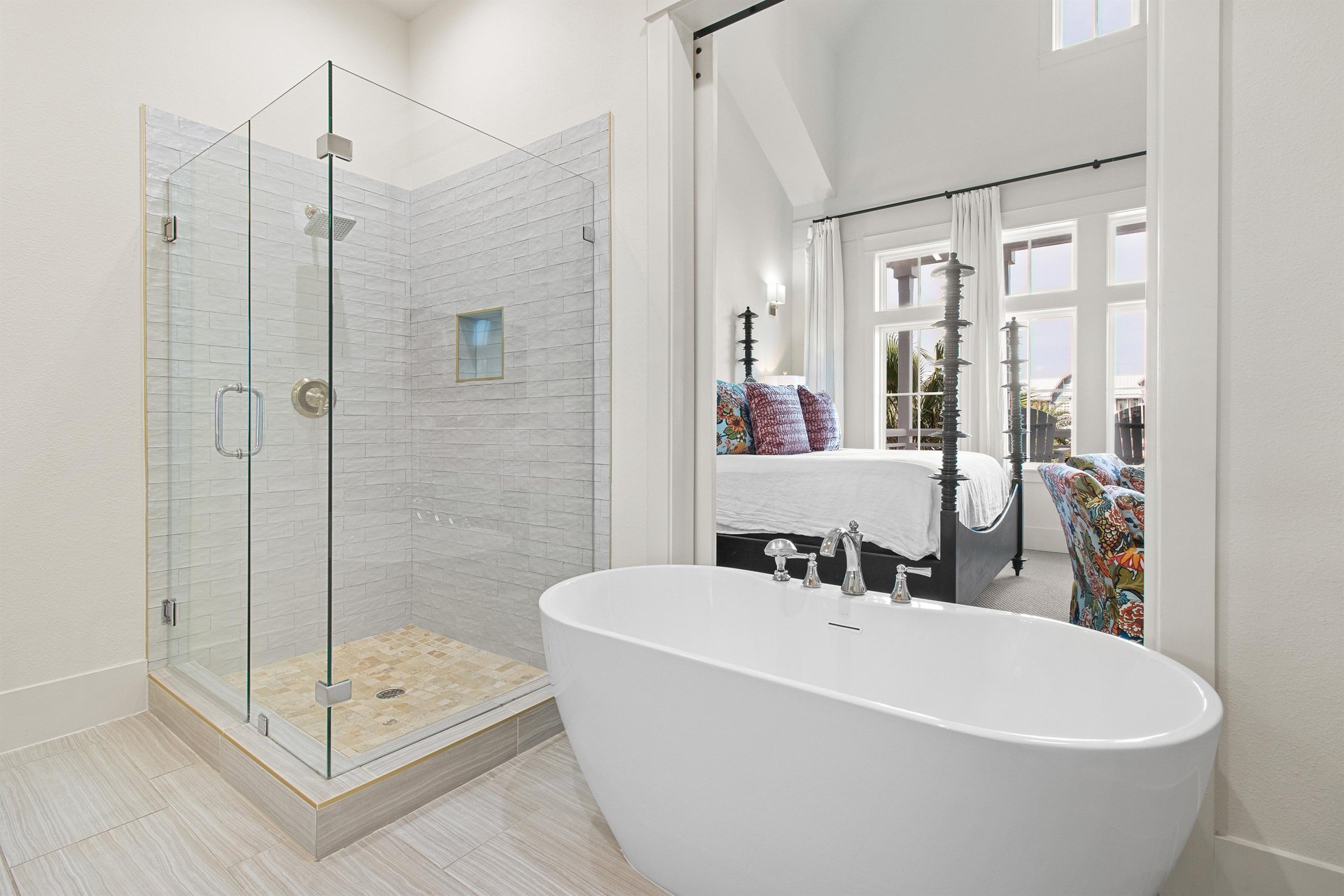 Primary King Bathroom, 2nd Floor