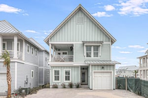 Palm Palace Rear Driveway