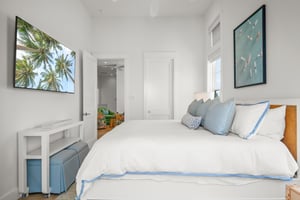 Fourth King Bedroom, 3rd Floor