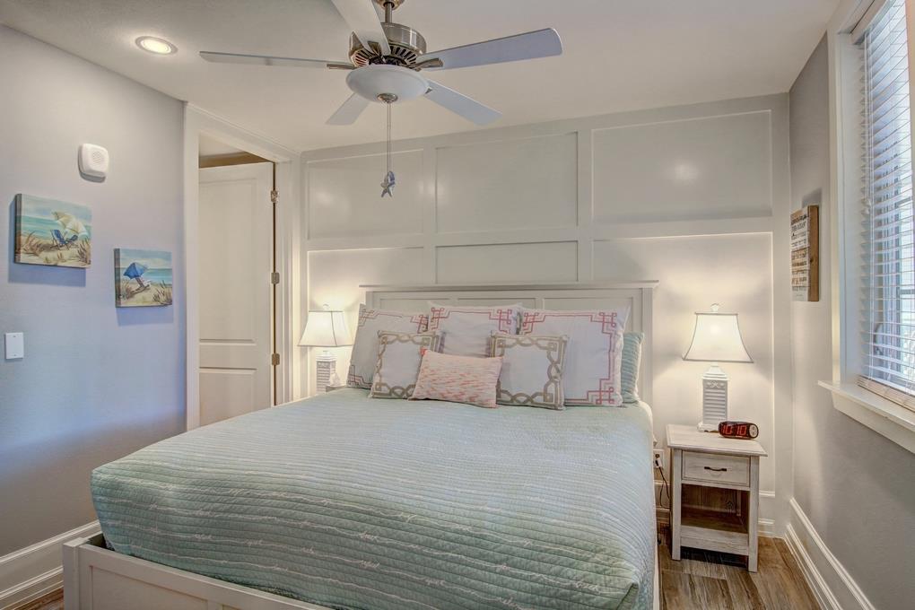1st Floor, King Bedroom