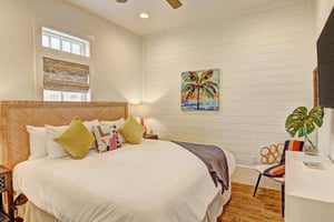 King Bedroom, 2nd floor