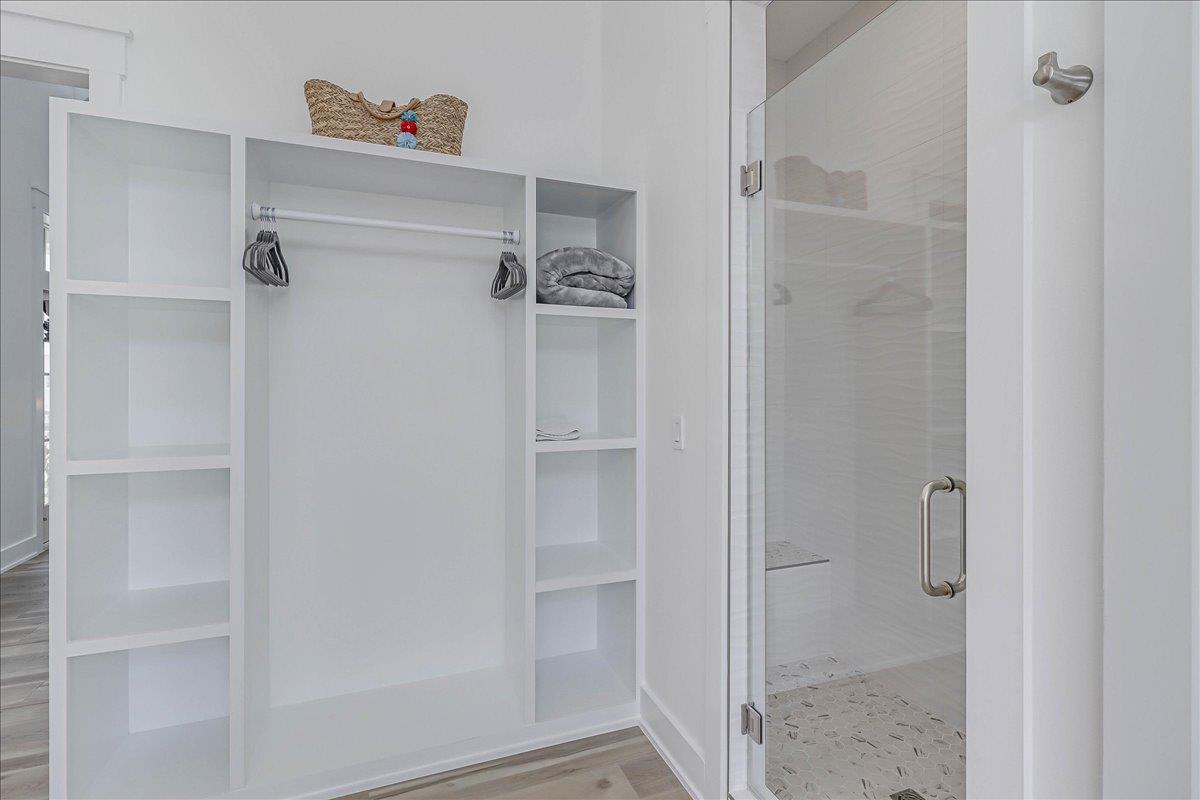 Primary King Bathroom, 2nd Floor