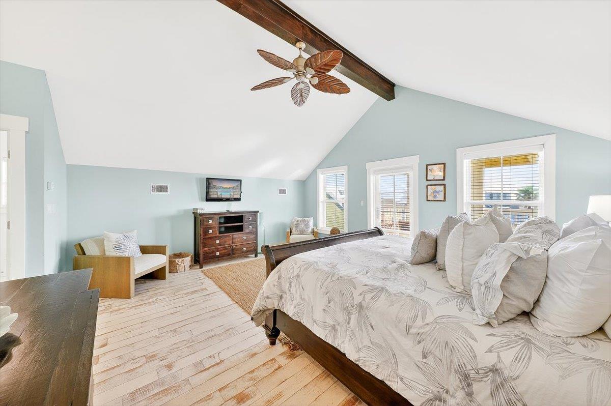 3rd Floor, Primary King Bedroom