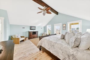 3rd Floor, Primary King Bedroom