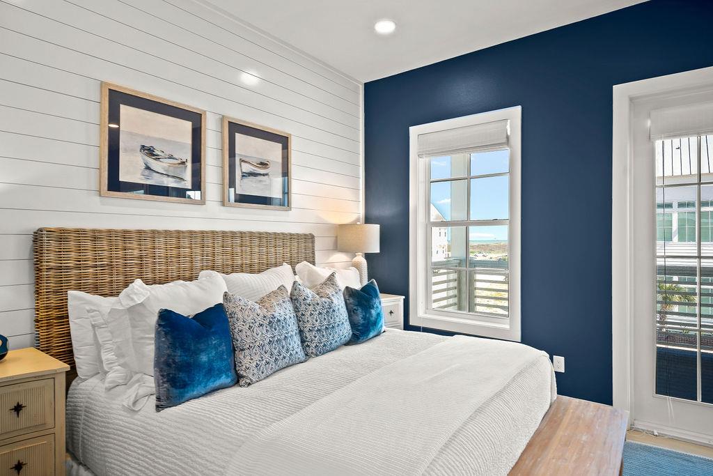 King Suite, 2nd Floor