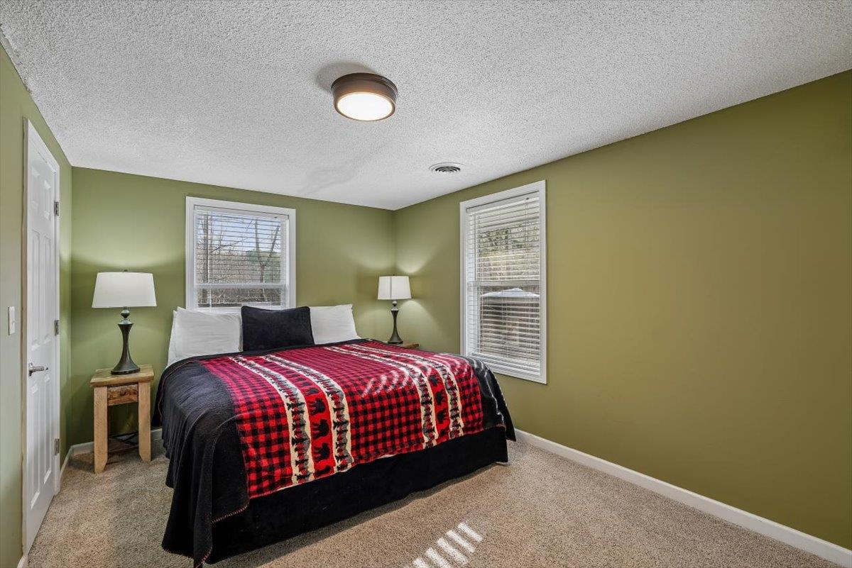 10Primary Bedroom