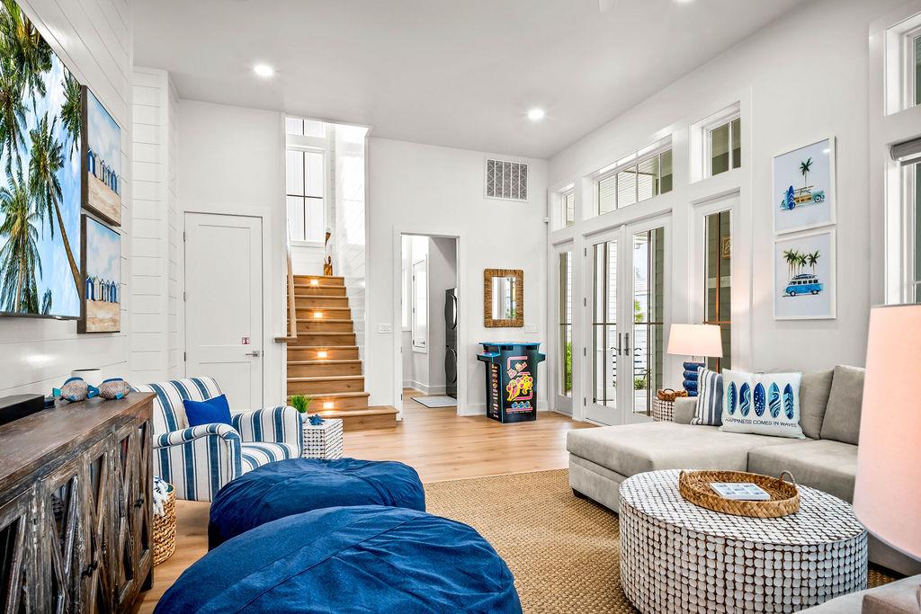 Second Living Area, 1st Floor