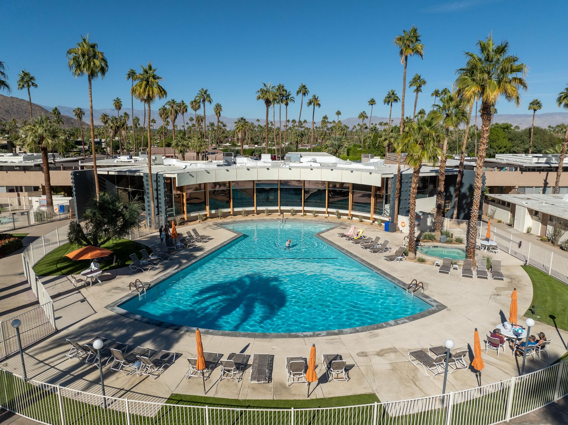 Gorgeous pool area