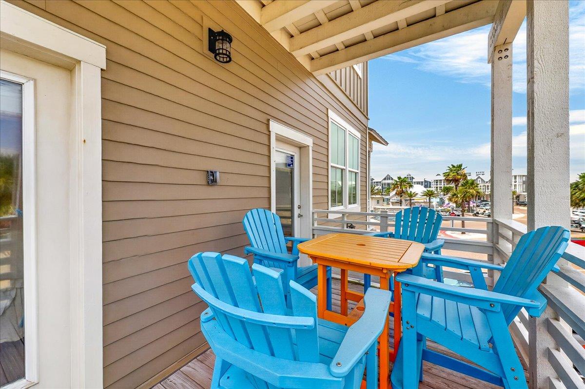 1st Floor, First Living Area Balcony