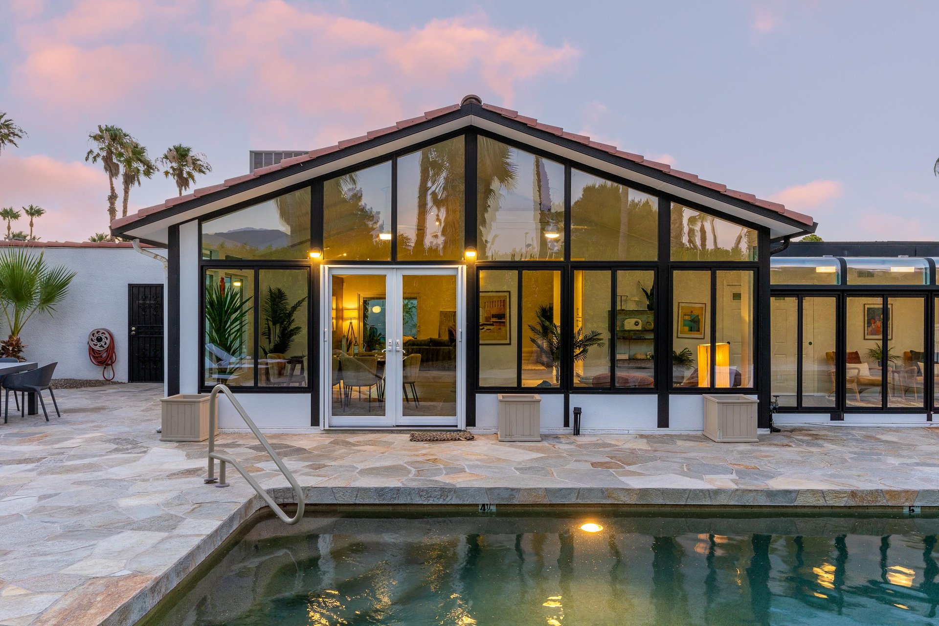 Gorgeous walls of glass