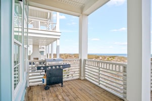 Gulf View Balcony Lounge, 2nd Floor