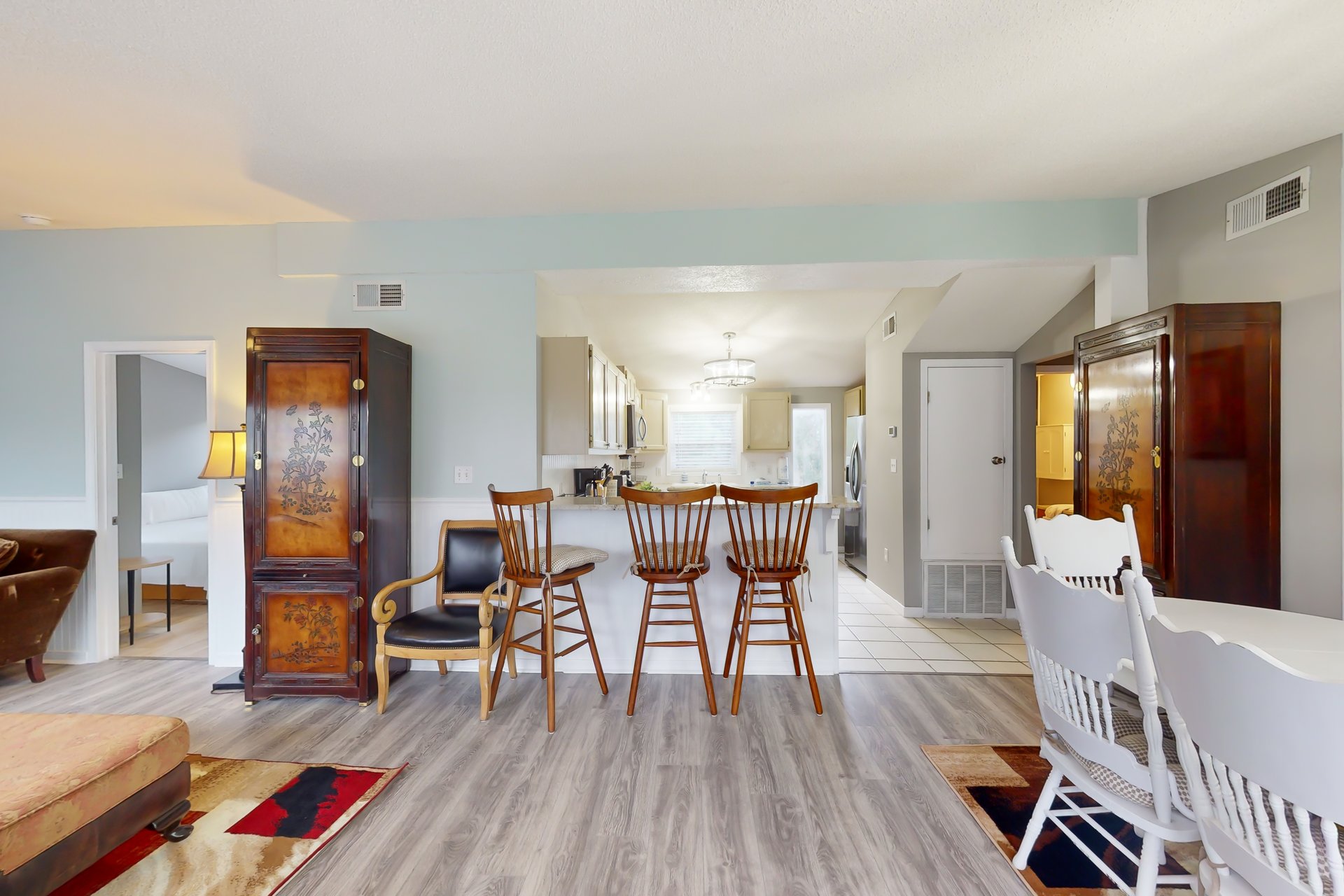 The Purple Palmetto 8