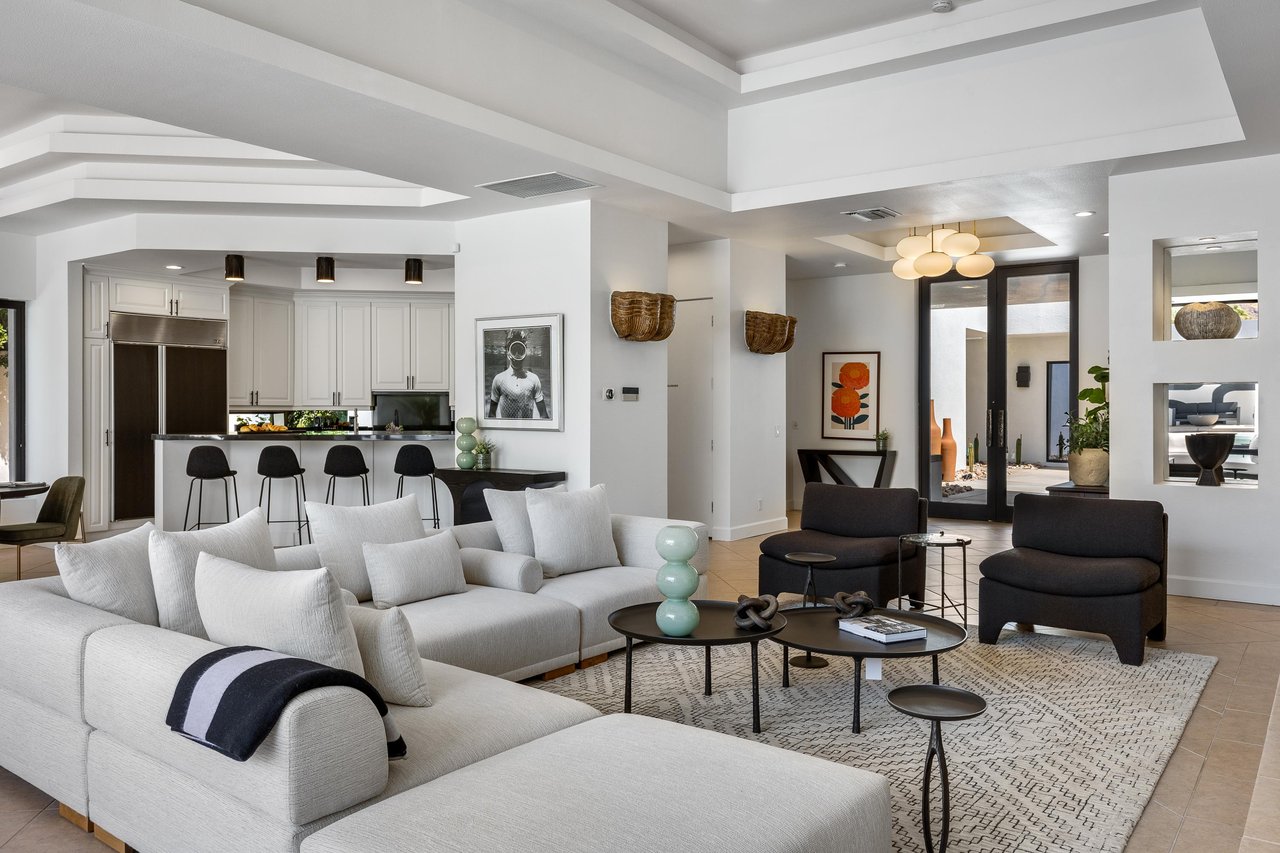 Relaxing living room