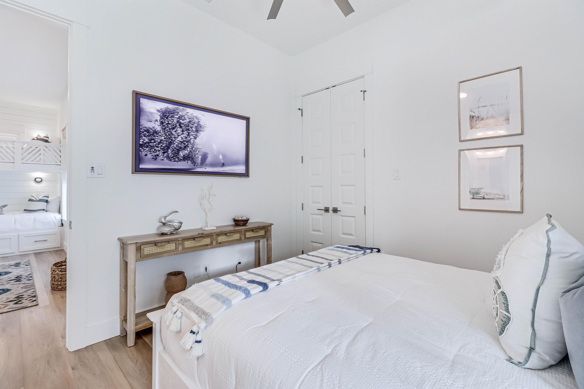 Queen Suite, 2nd Floor