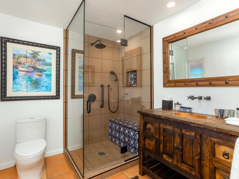 Gorgeous ensuite guest bath