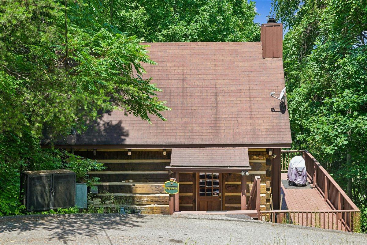44Front Elevation