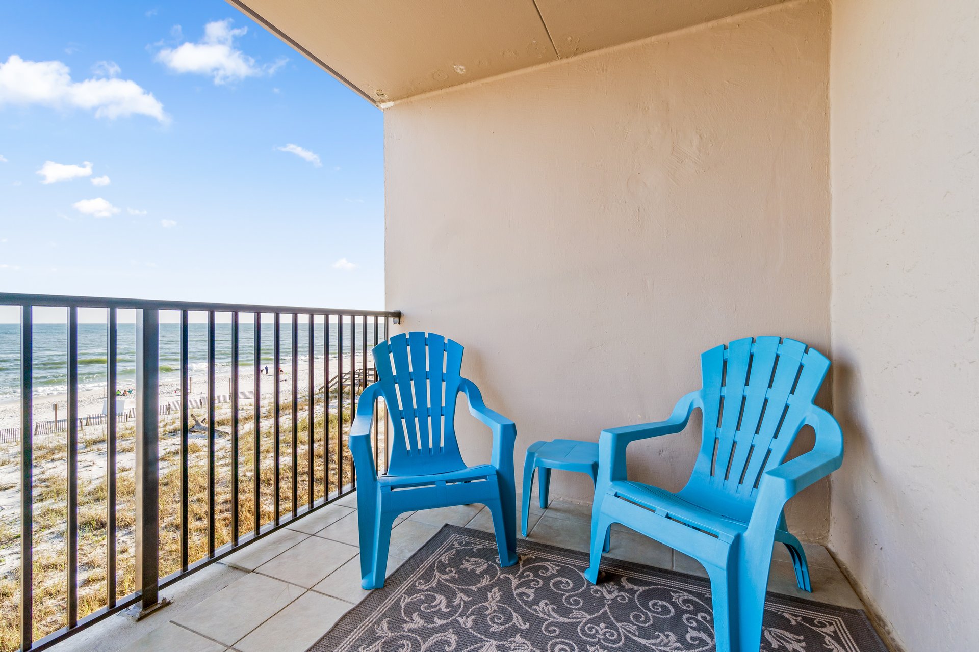 Ocean Breeze West 302 17