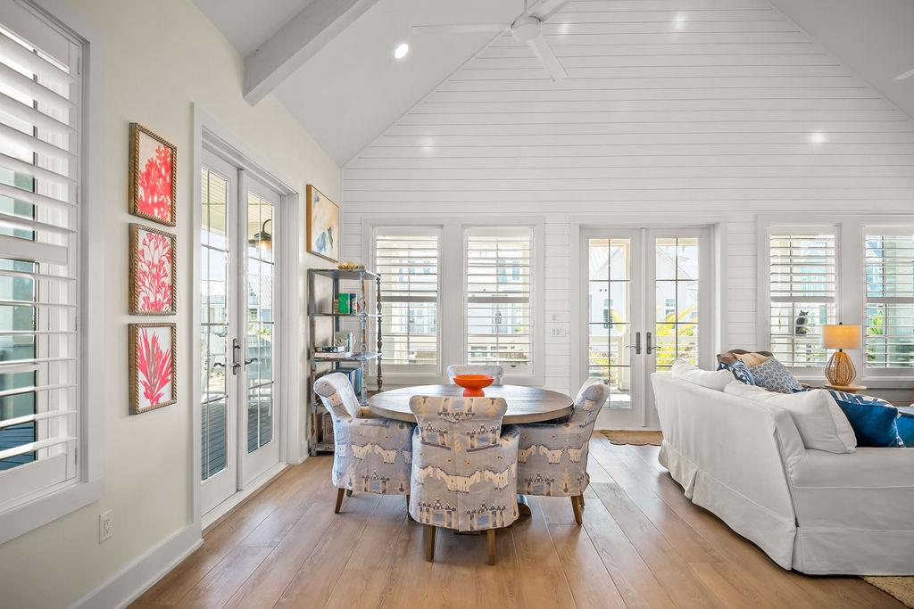 Living Area, 2nd Floor