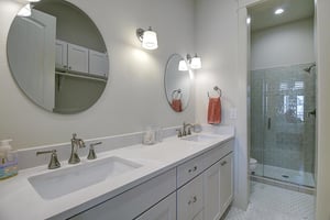 Primary Bathroom, 2nd Floor