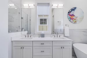 2nd Floor, Primary King Bathroom