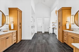 Primary King Bathroom, 3rd Floor