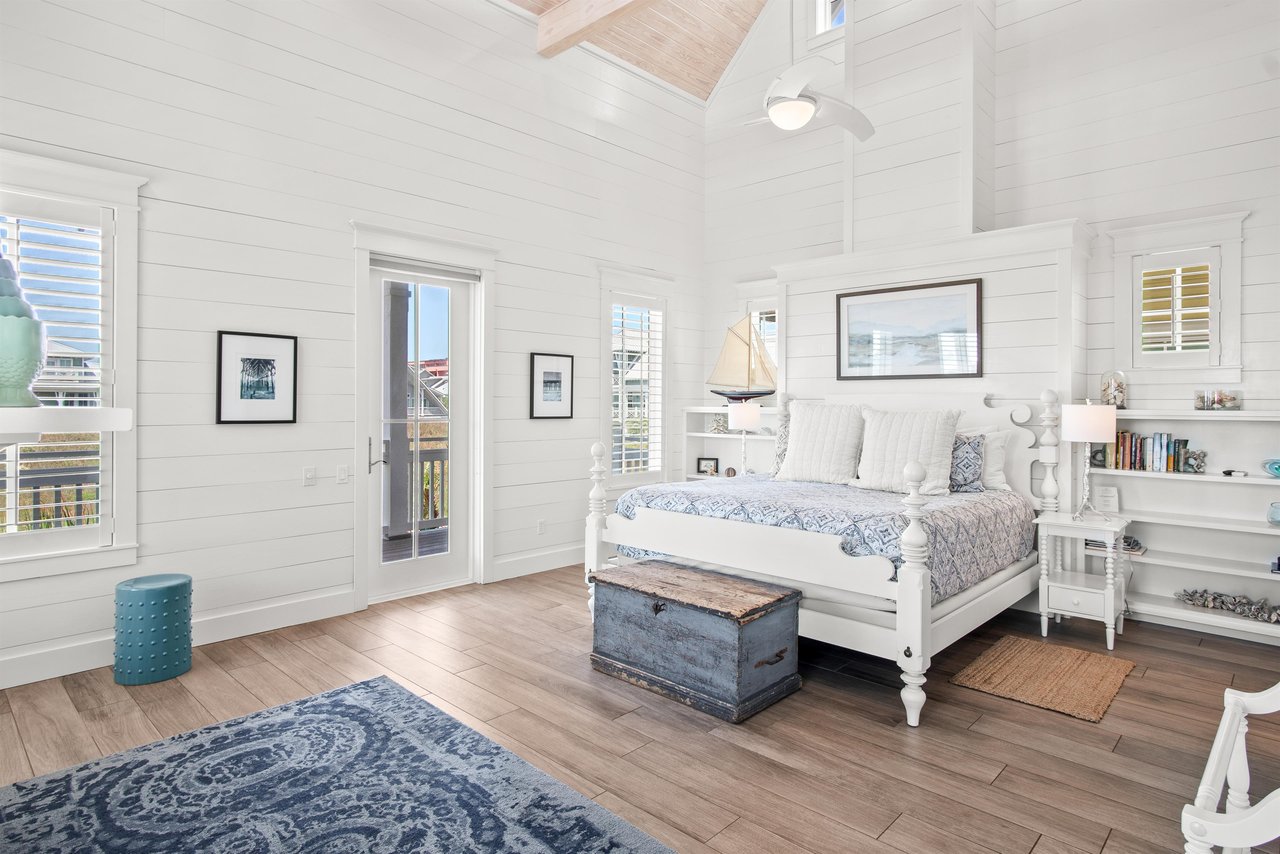 Primary King Bedroom, 2nd Floor