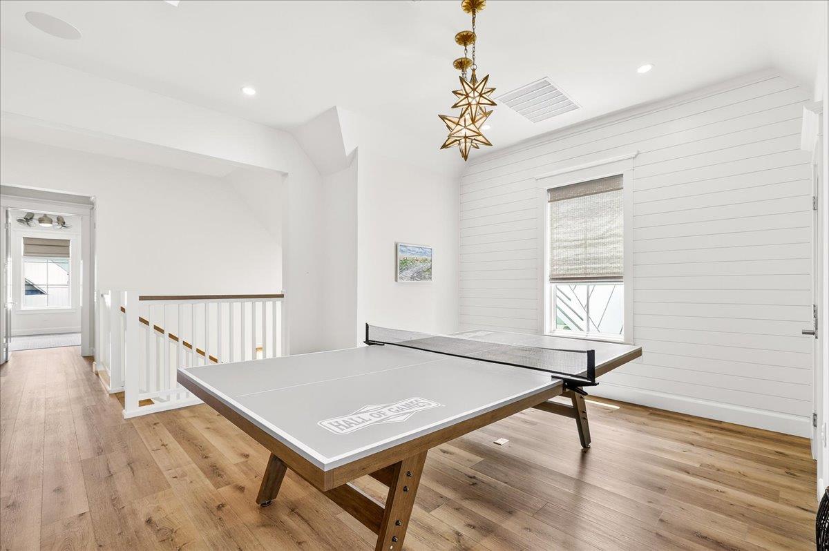 3rd Floor, Living Room