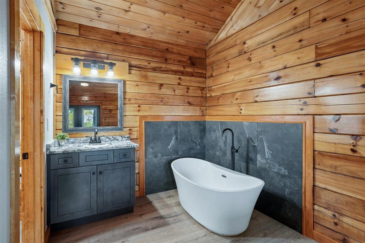 17Bath