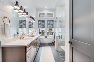 Primary King Bathroom, 2nd Floor