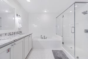 Large Bathroom, 2nd Floor