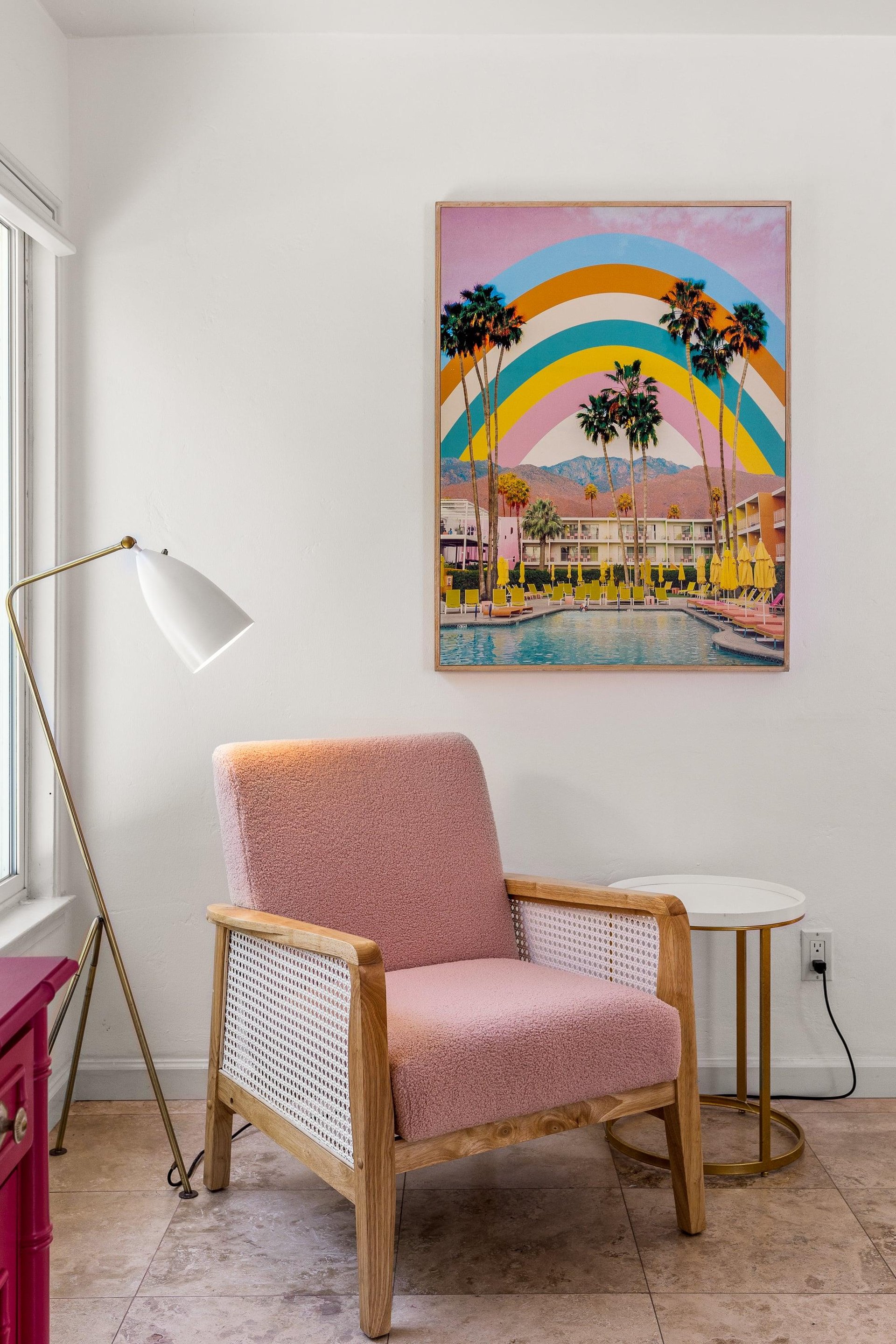 A comfy pink chair
