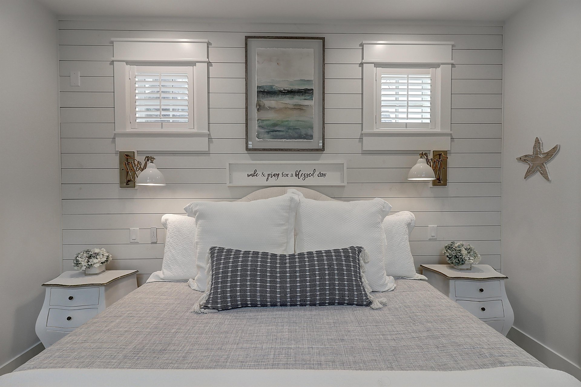 1st Floor, King Bedroom Area