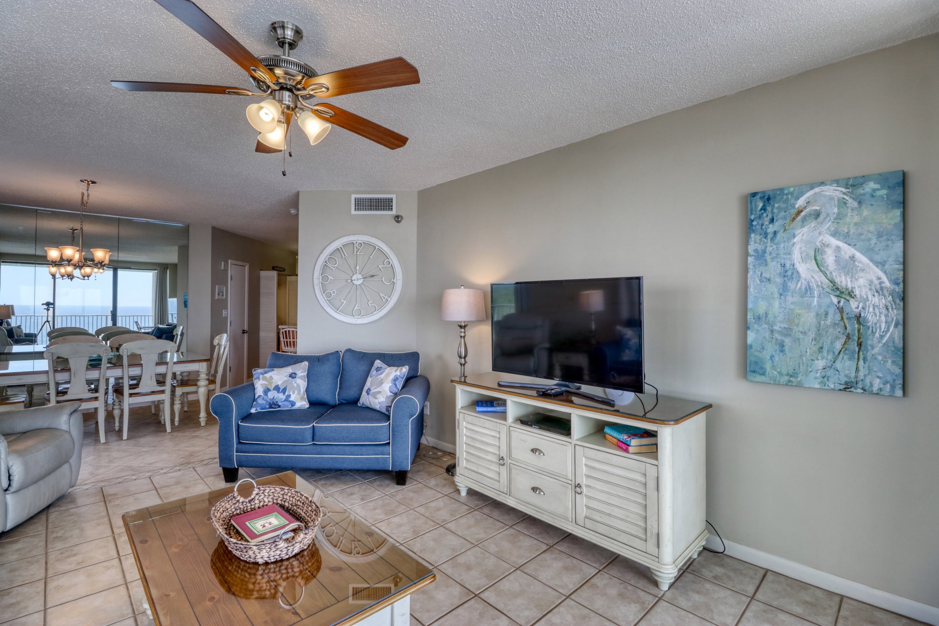 Pelican Pointe 806 2