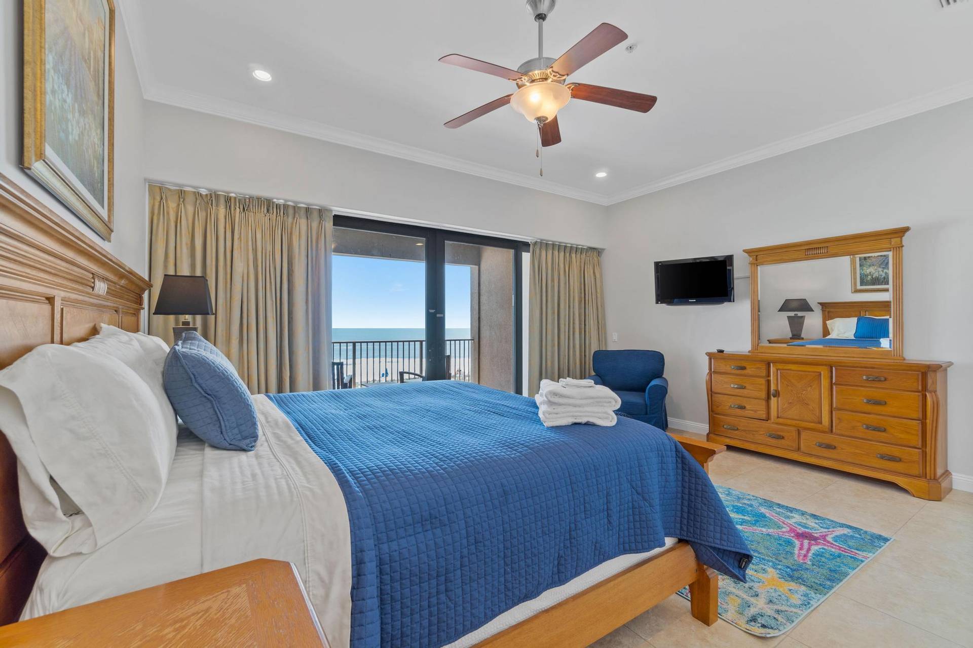 3rd Floor Master Bedroom King