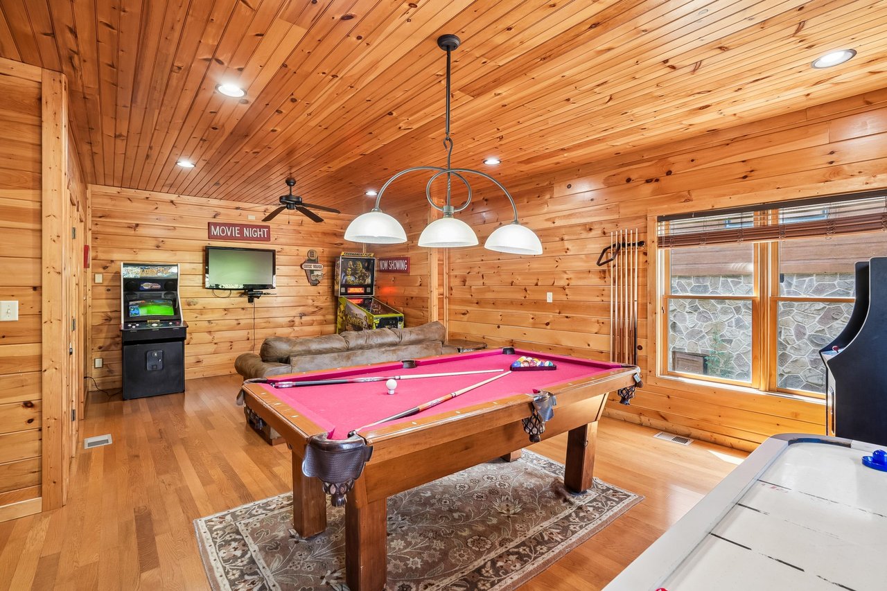 19Game Room