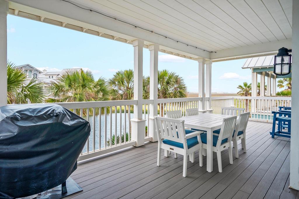 Living Area Balcony, 2nd Floor
