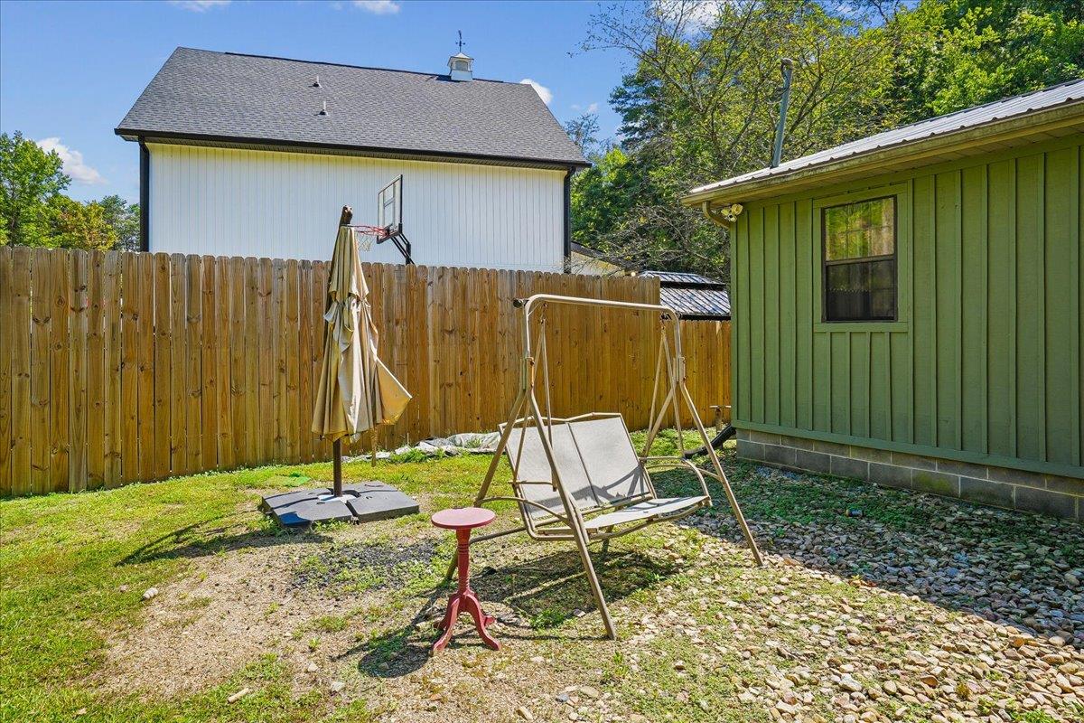 054Back Yard