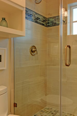 Fourth King Bathroom, 1st Floor