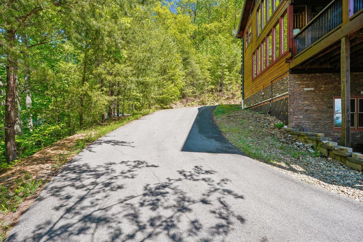 142Driveway