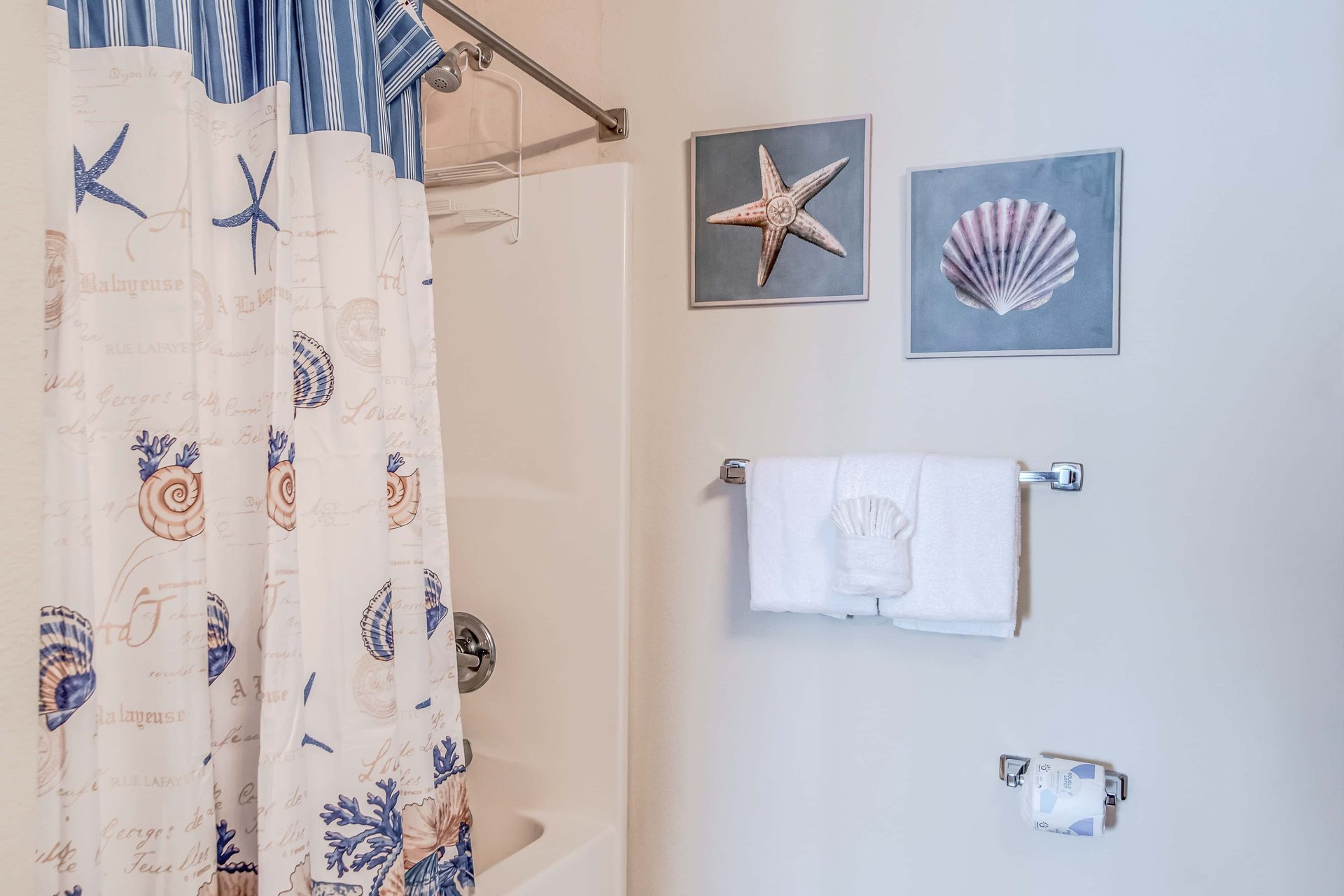 Crystal Tower 702 17