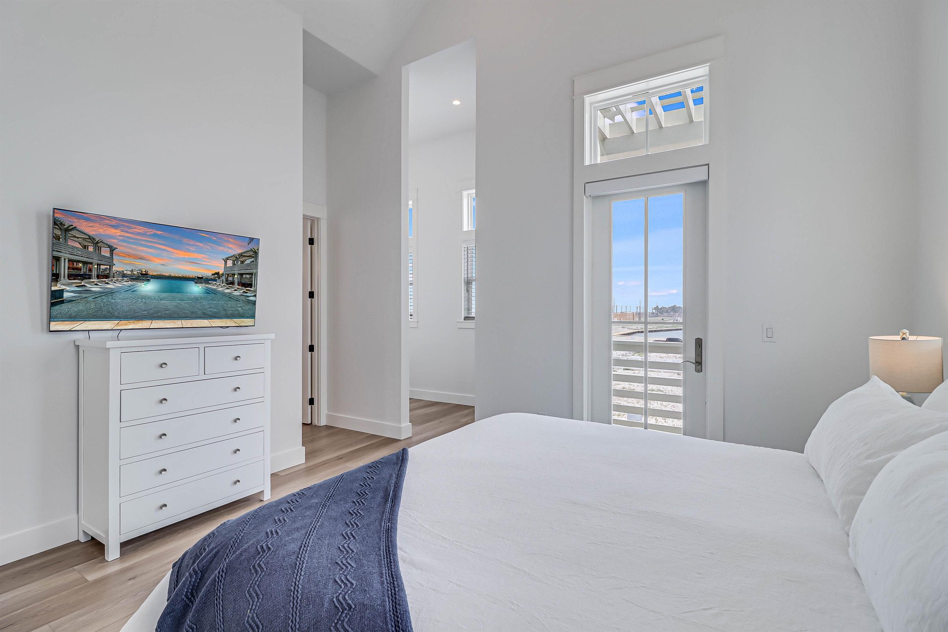 Primary King Bedroom, 2nd Floor