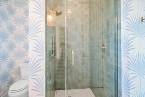 Primary King Bathroom, 1st Floor