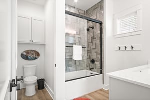 Bunk Room Bathroom, 1st Floor