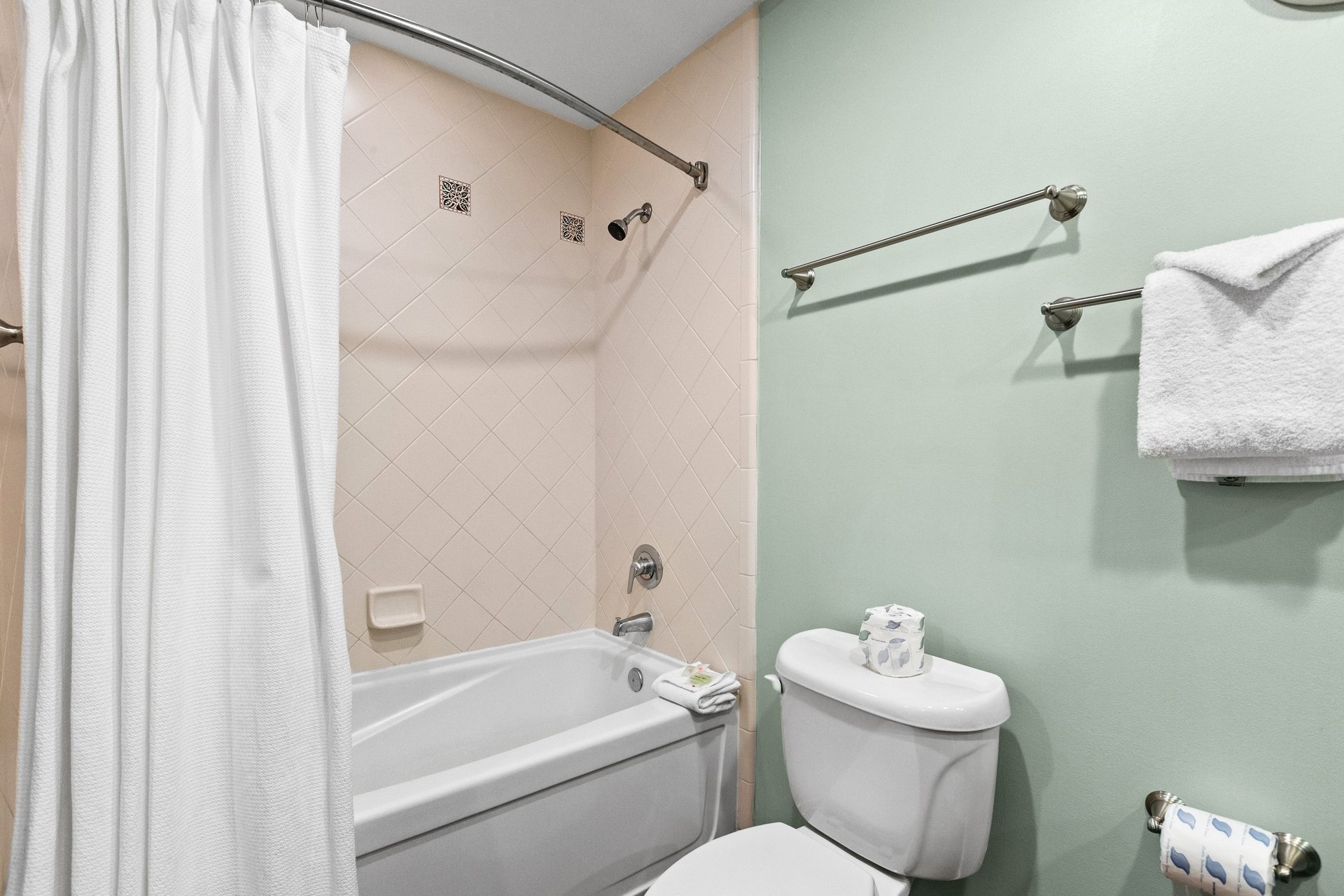 Luau 6925  Eastern Sky 14